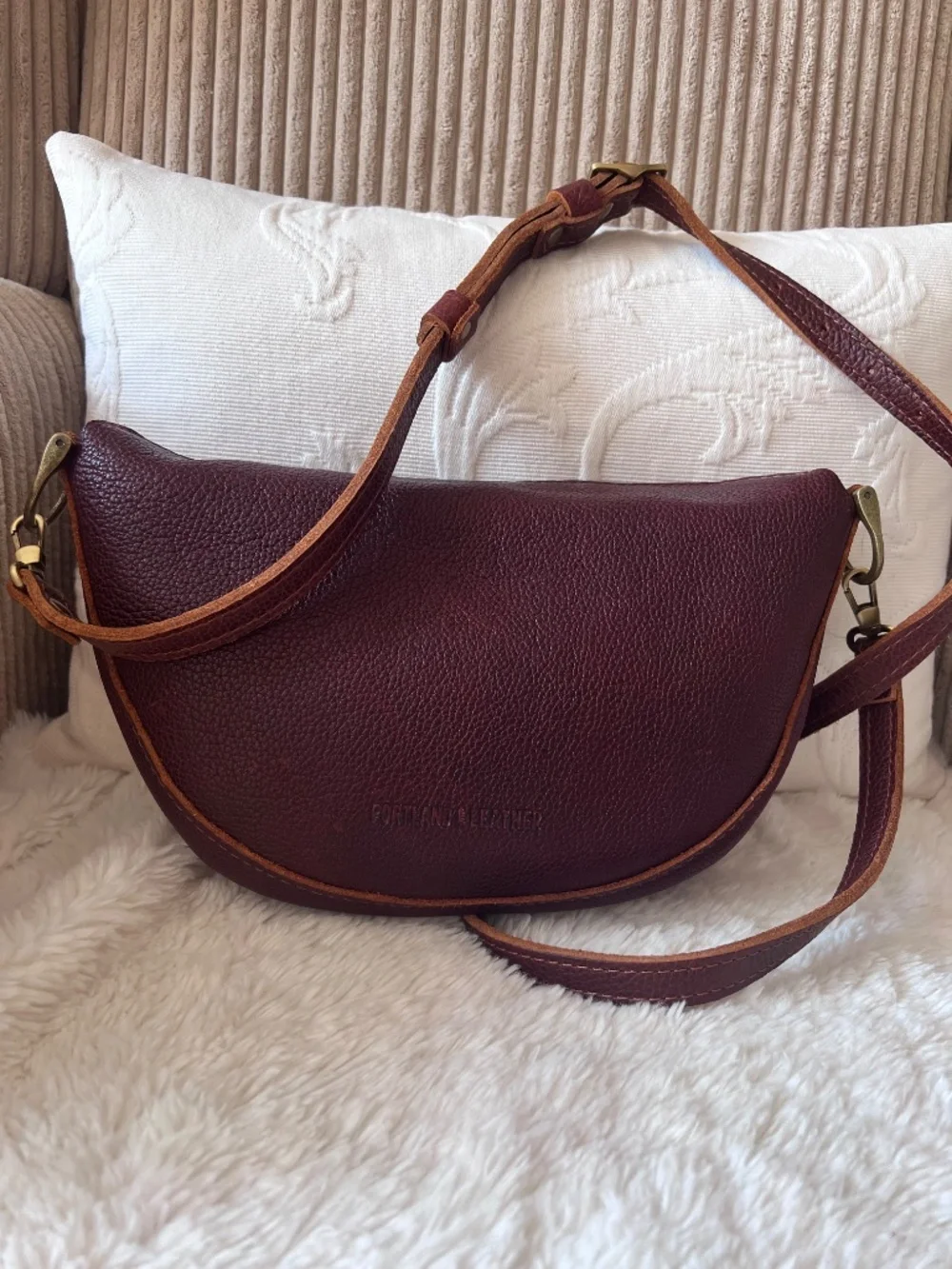Portland Leather Medium Koala in Nutmeg - Picture 2 of 9